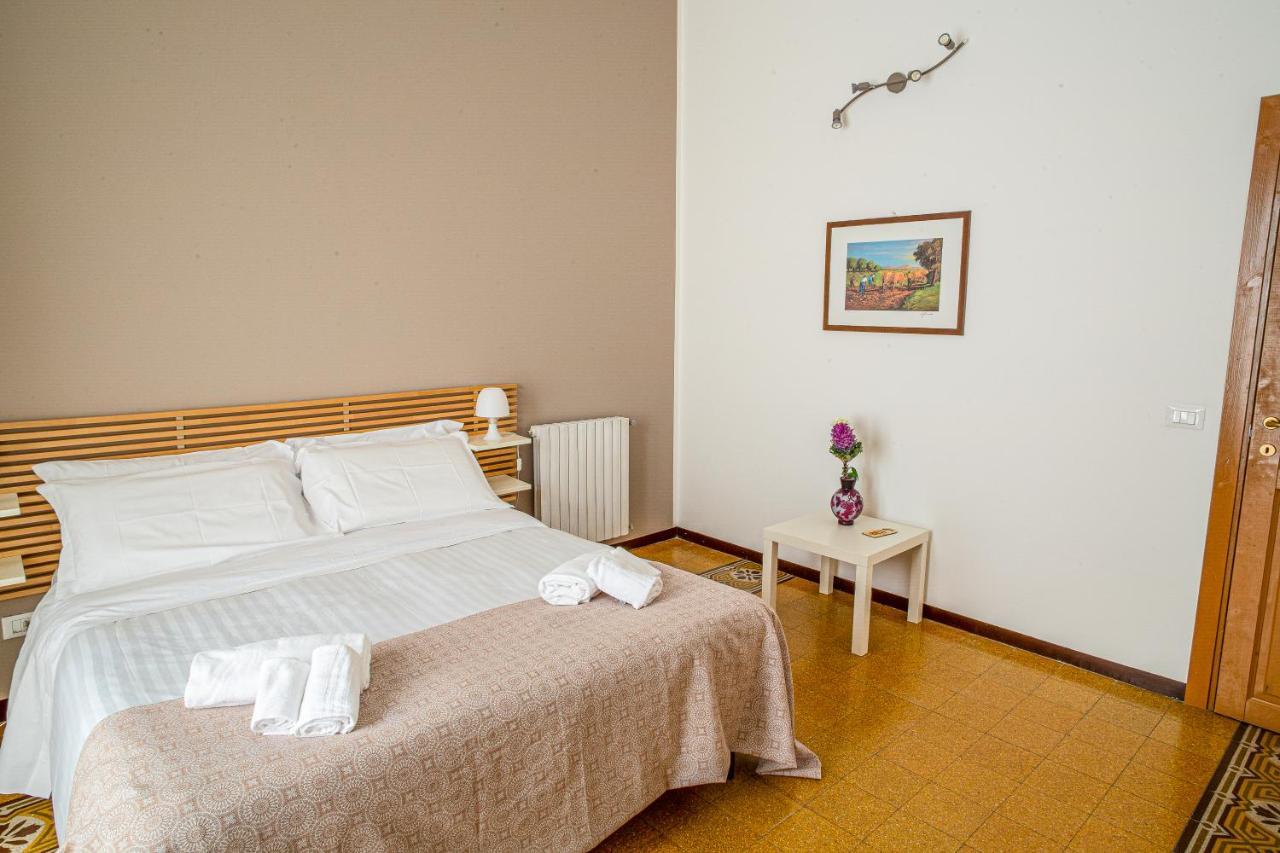 Ai Vicere Bed and Breakfast Palermo Buitenkant foto